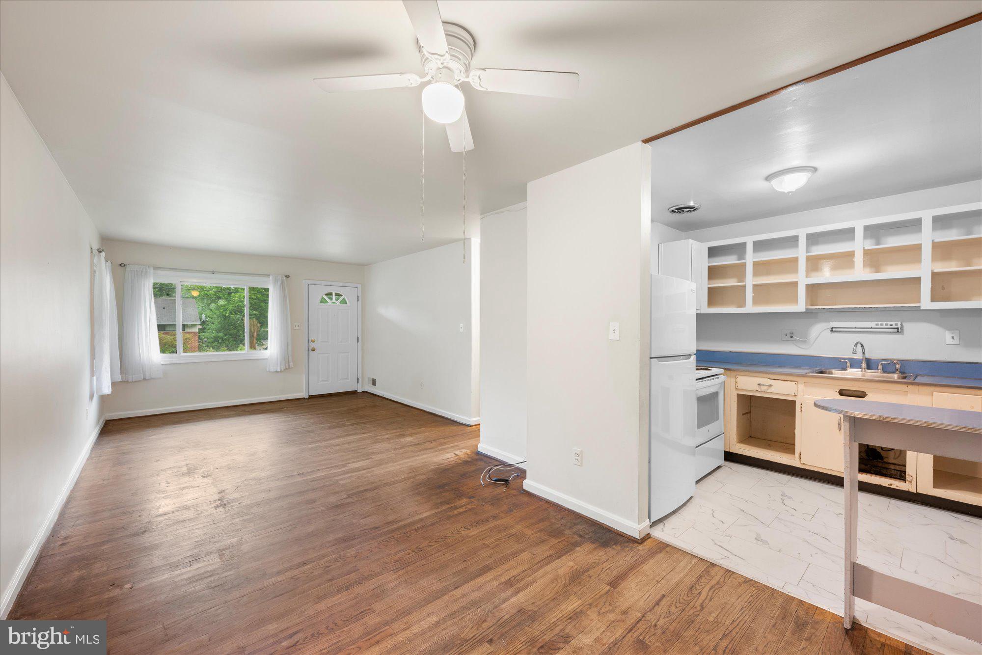 13102 VANDALIA DRIVE