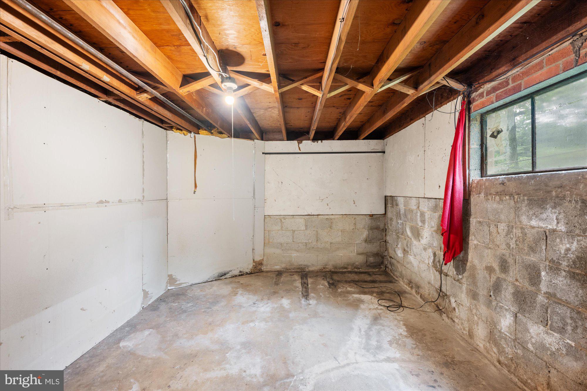 13102 VANDALIA DRIVE