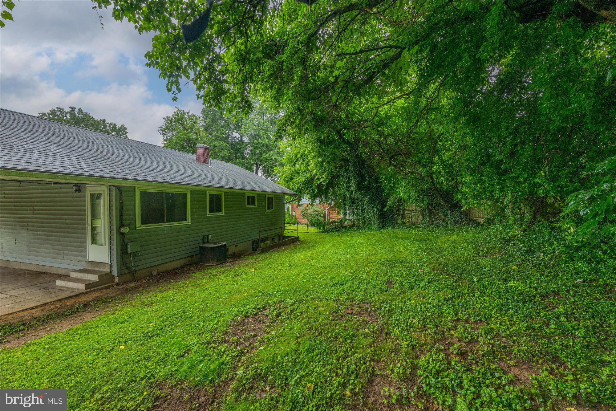 13102 VANDALIA DRIVE