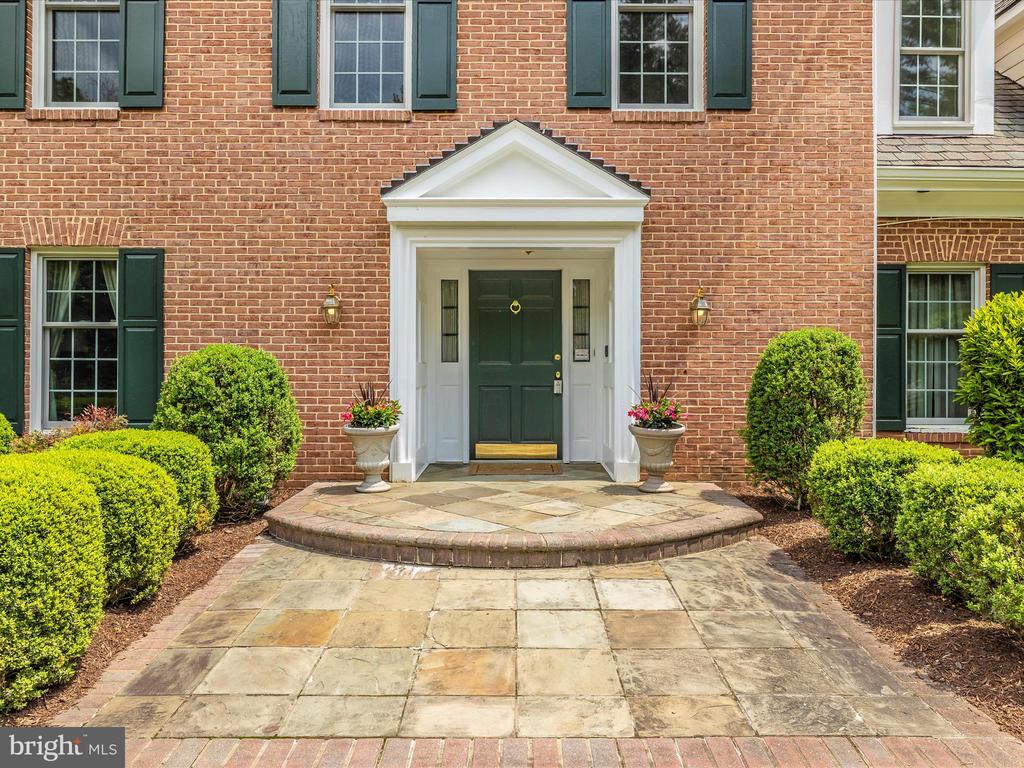 11009 PINEY MEETINGHOUSE ROAD