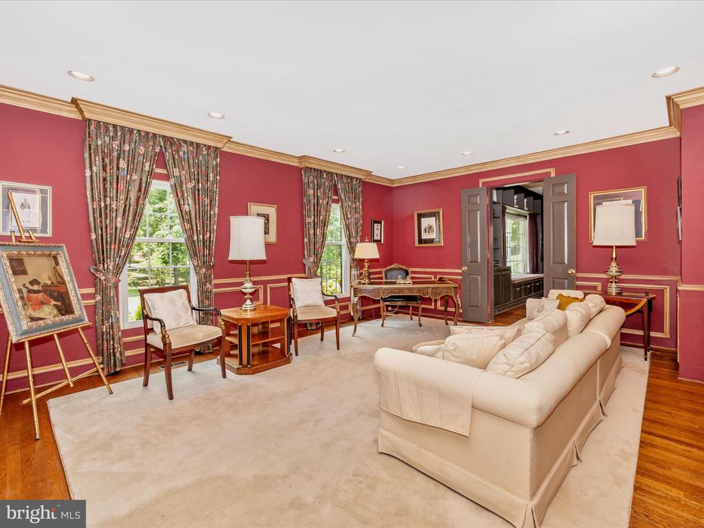 11009 PINEY MEETINGHOUSE ROAD