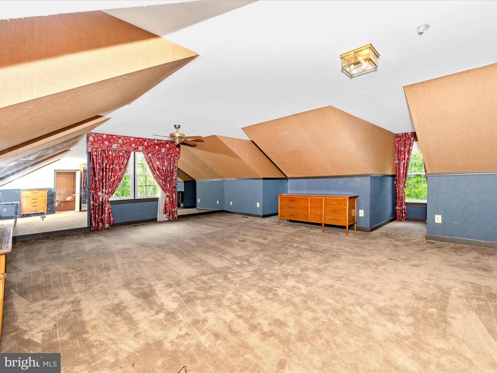 11009 PINEY MEETINGHOUSE ROAD