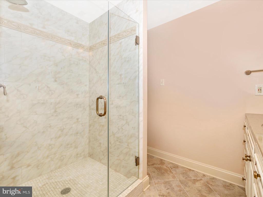 11009 PINEY MEETINGHOUSE ROAD