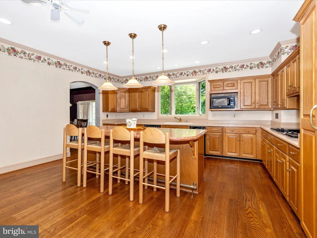 11009 PINEY MEETINGHOUSE ROAD
