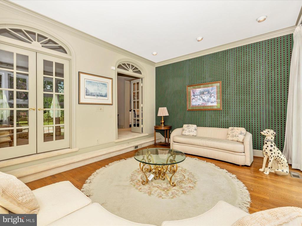 11009 PINEY MEETINGHOUSE ROAD