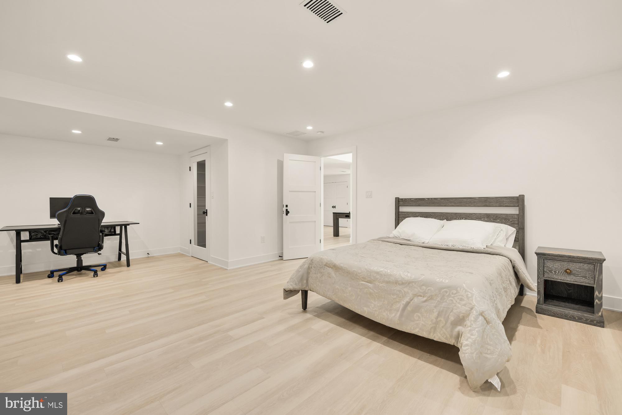 12916 BRUSHWOOD TERRACE