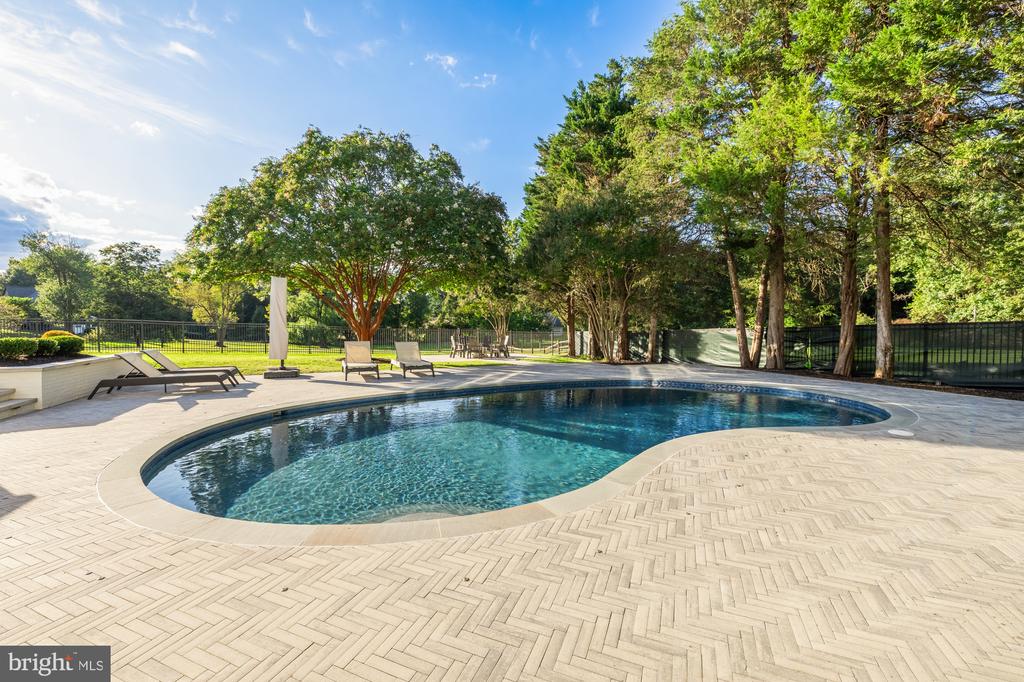 12916 BRUSHWOOD TERRACE