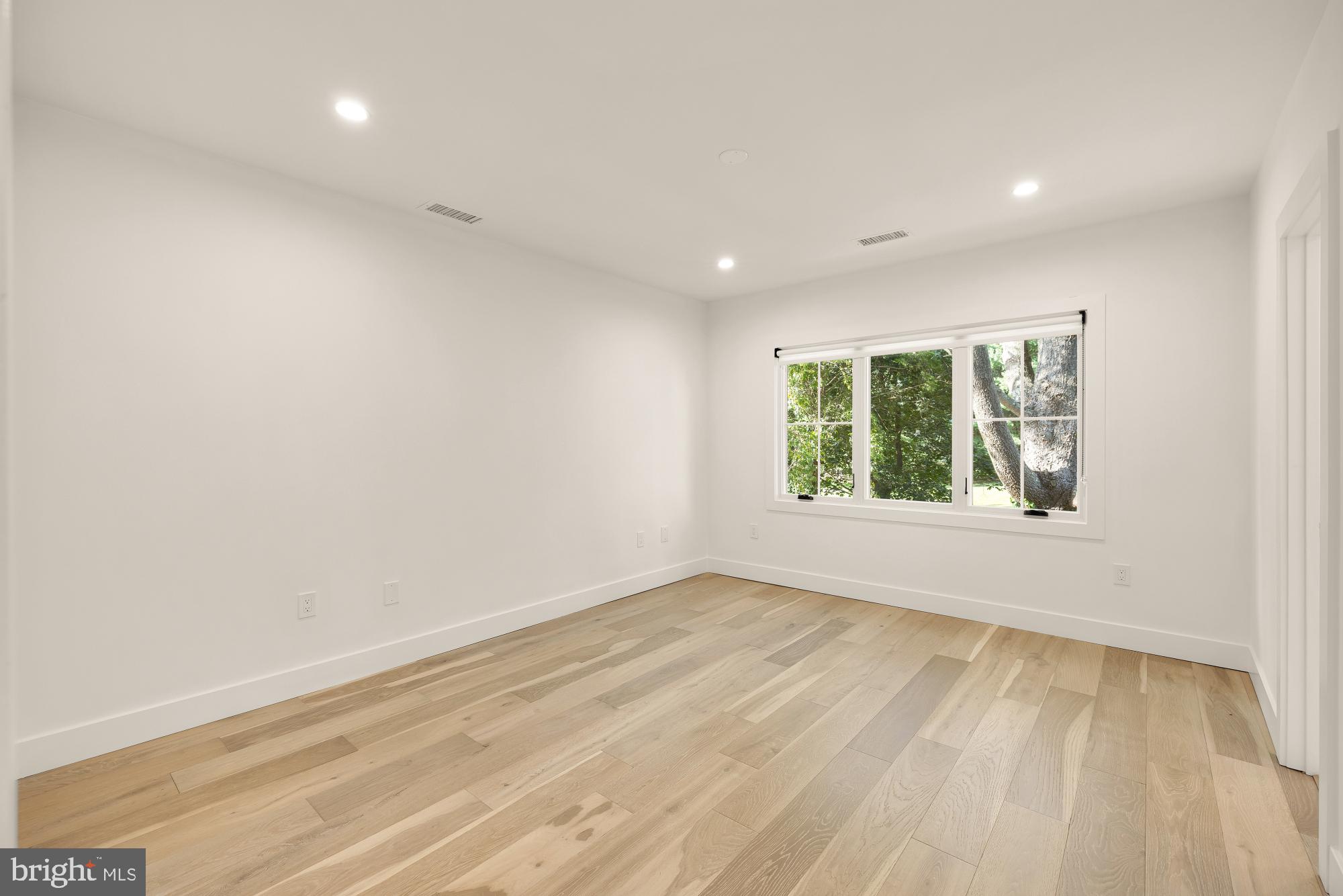 12916 BRUSHWOOD TERRACE