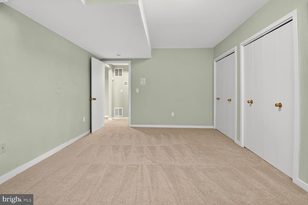 9209 VENDOME DRIVE