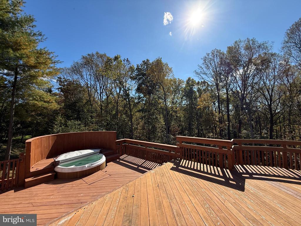9209 VENDOME DRIVE