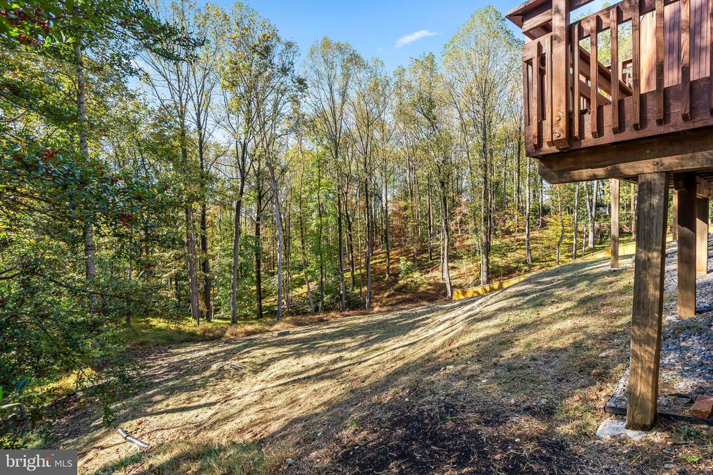 9209 VENDOME DRIVE
