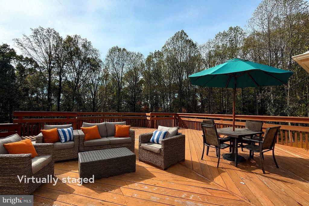 9209 VENDOME DRIVE