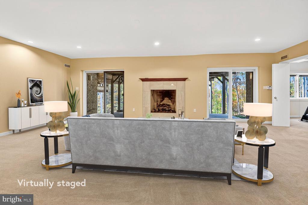 9209 VENDOME DRIVE