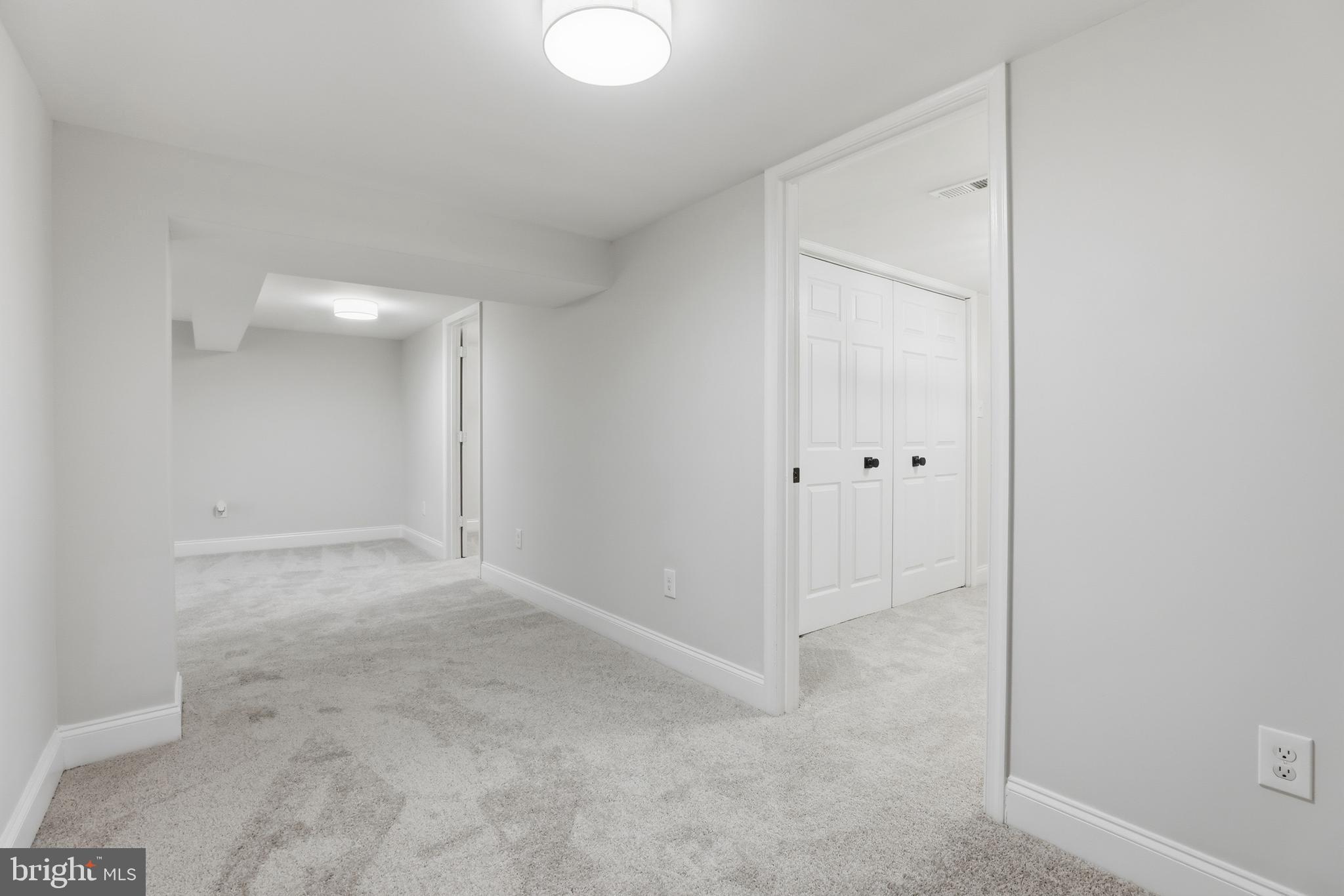 11901 ROCKING HORSE ROAD