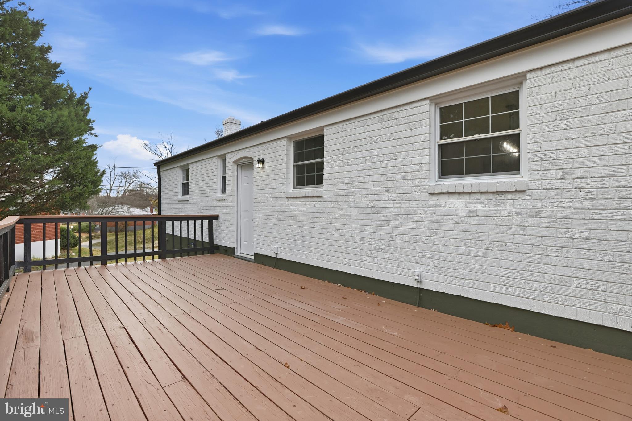 11901 ROCKING HORSE ROAD