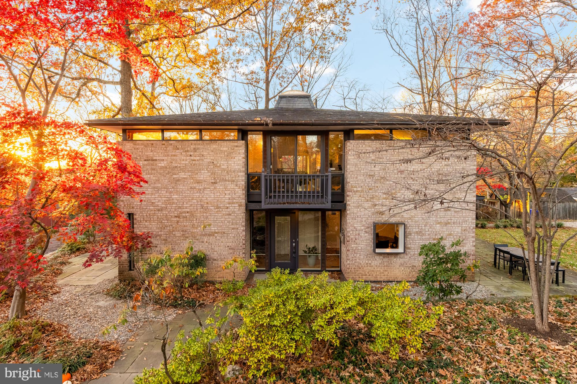 5420 MOHICAN ROAD