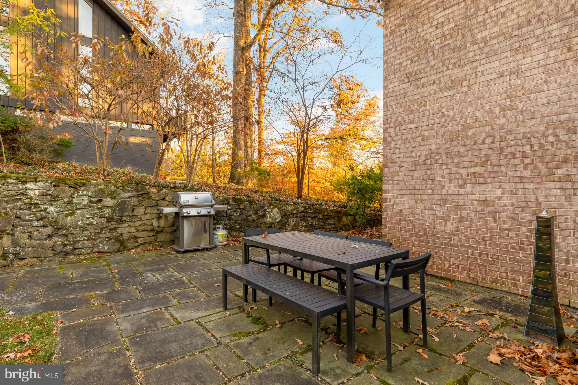 5420 MOHICAN ROAD