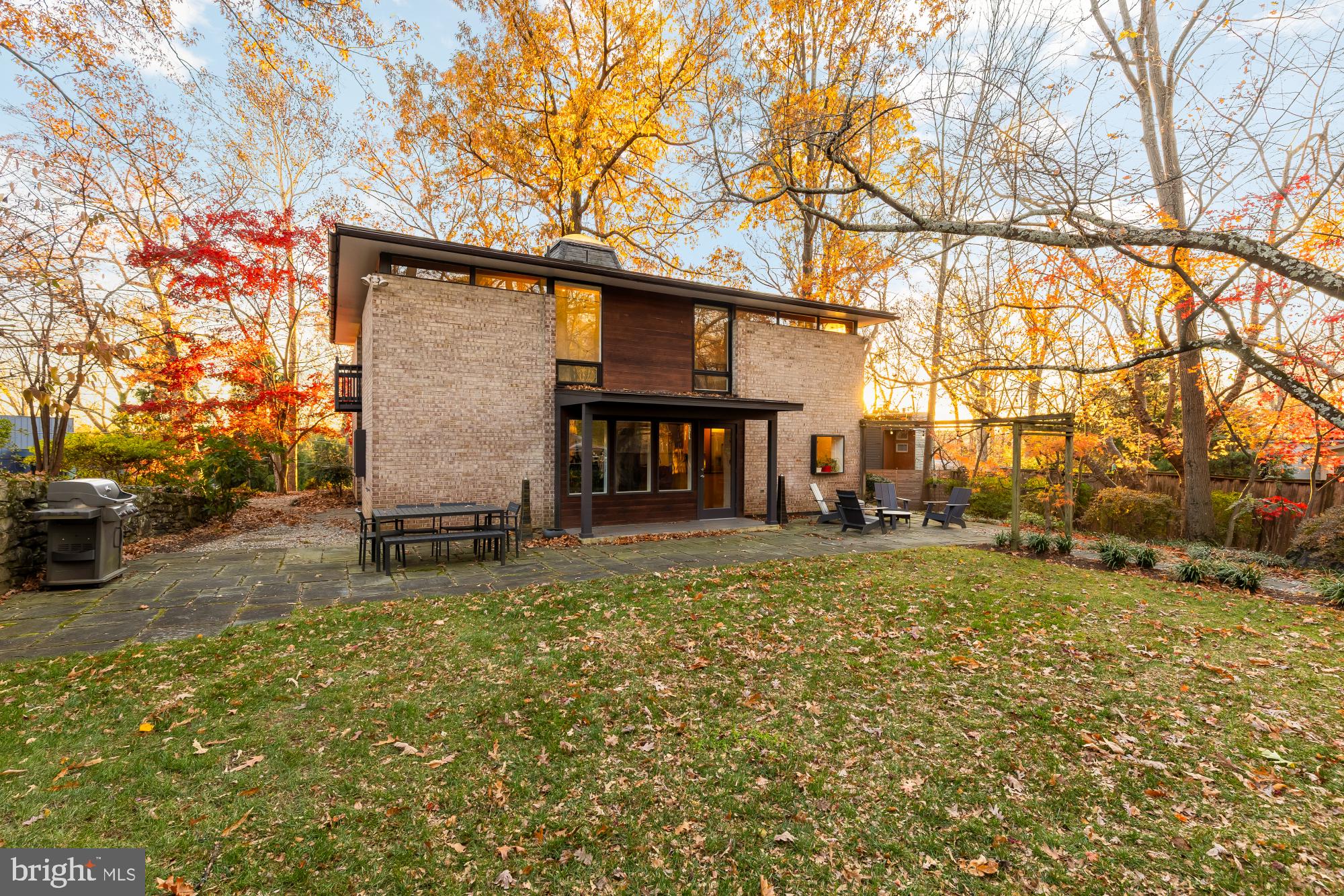 5420 MOHICAN ROAD