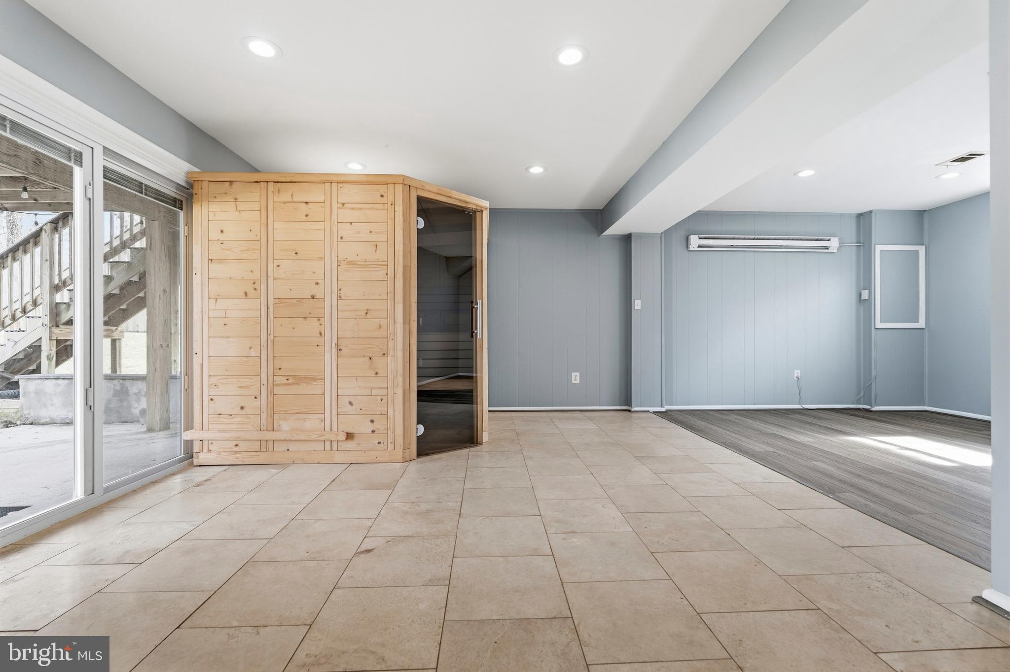 14407 OAKVALE STREET