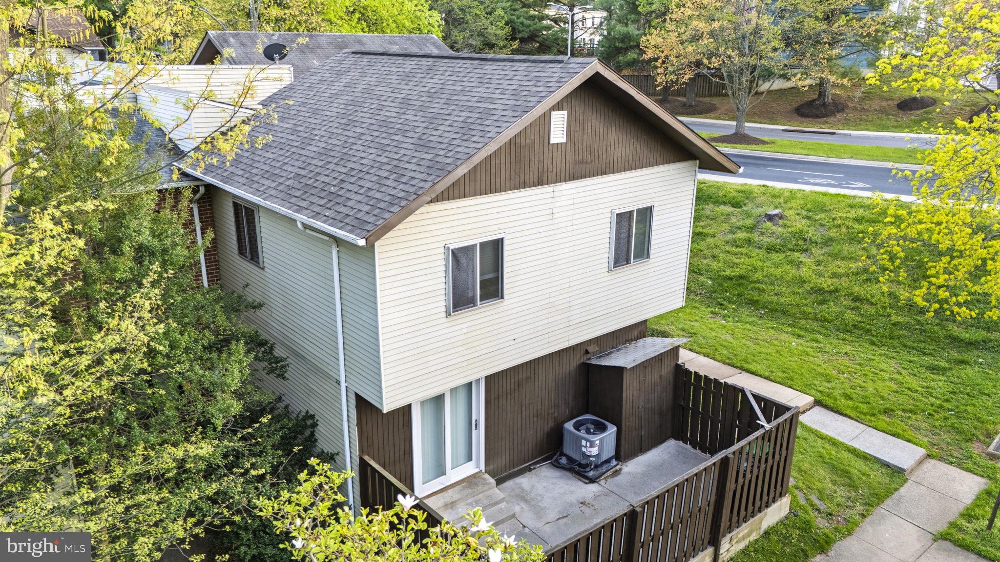 22 BENJI COURT 132