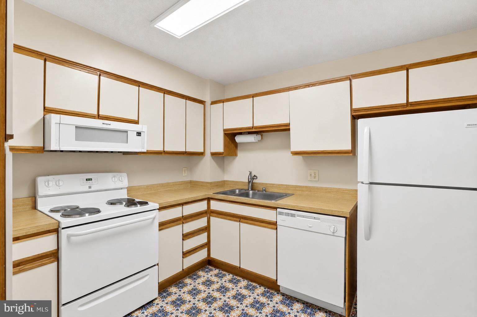 3310 N LEISURE WORLD BOULEVARD 124