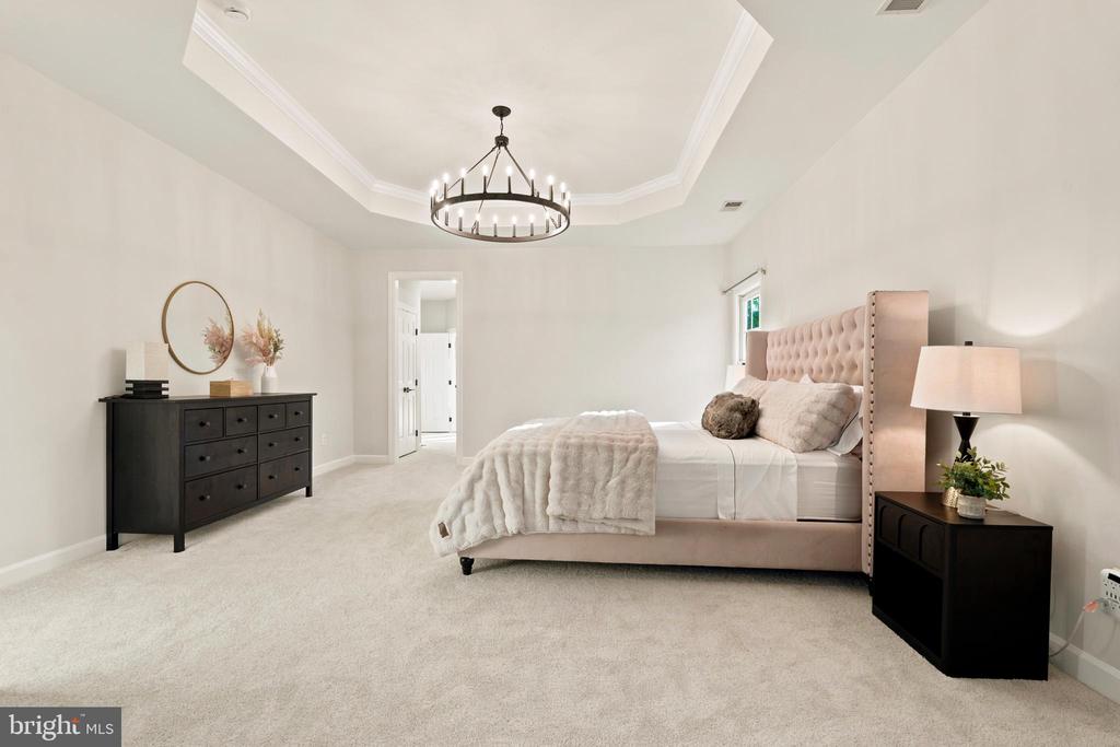 9313 HARRISONS FARM WAY