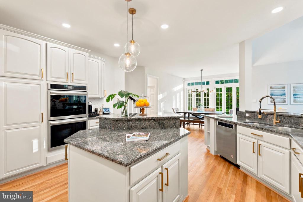9313 HARRISONS FARM WAY