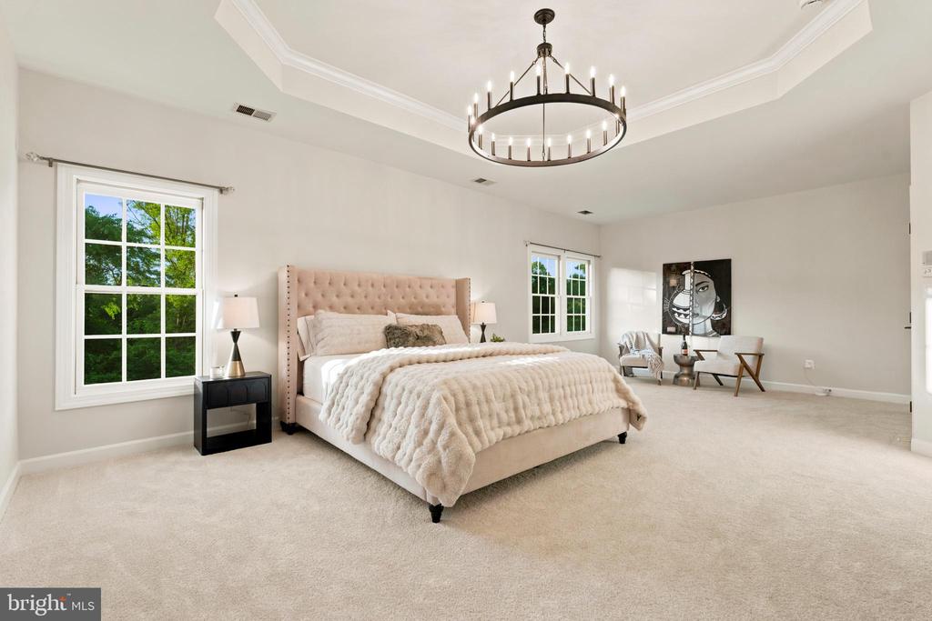9313 HARRISONS FARM WAY