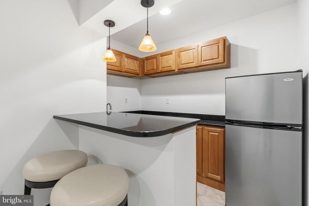 22409 BROOK POINT WAY
