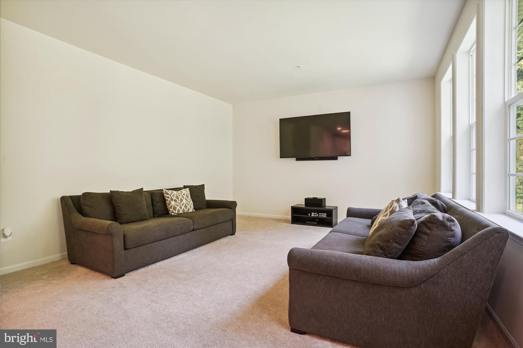 10300 SAMUEL GORDON PLACE