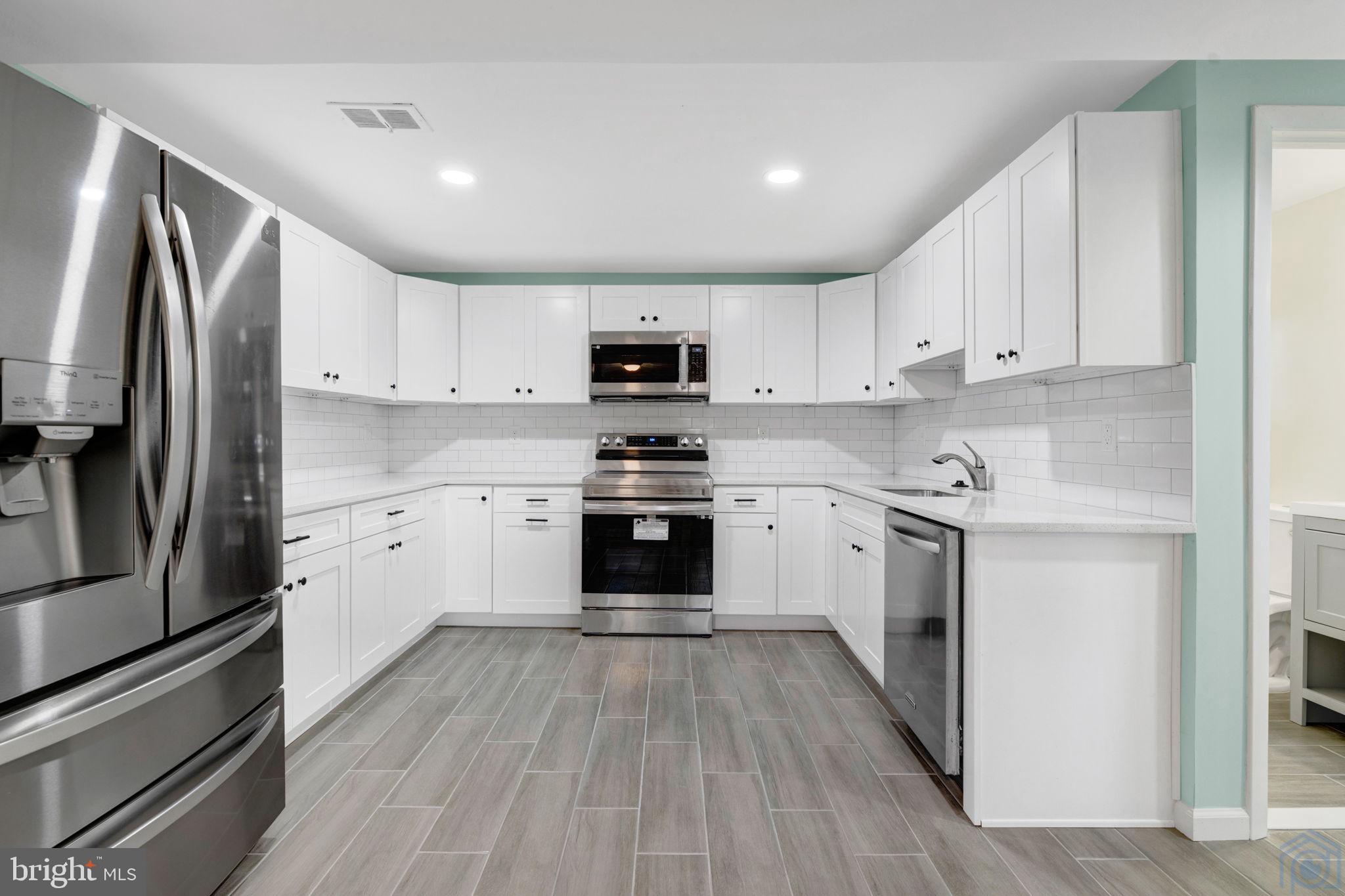 5604 DEVON COURT