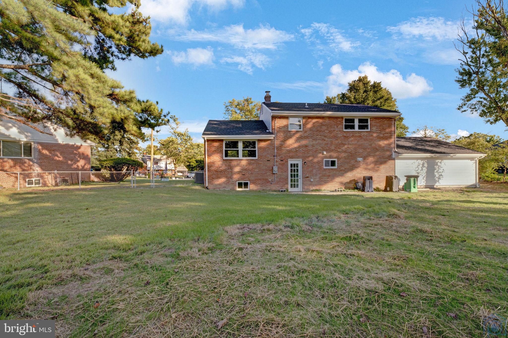 5604 DEVON COURT