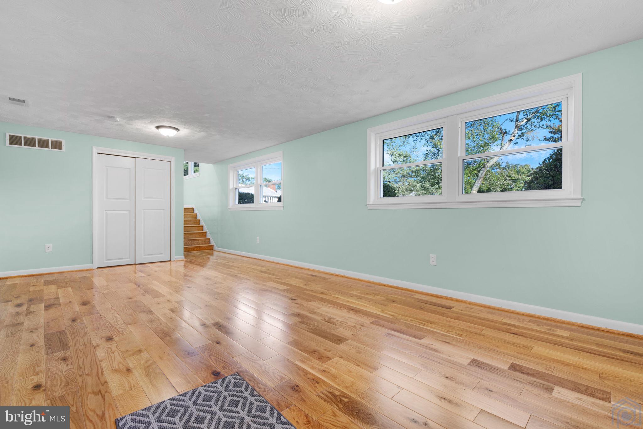 5604 DEVON COURT