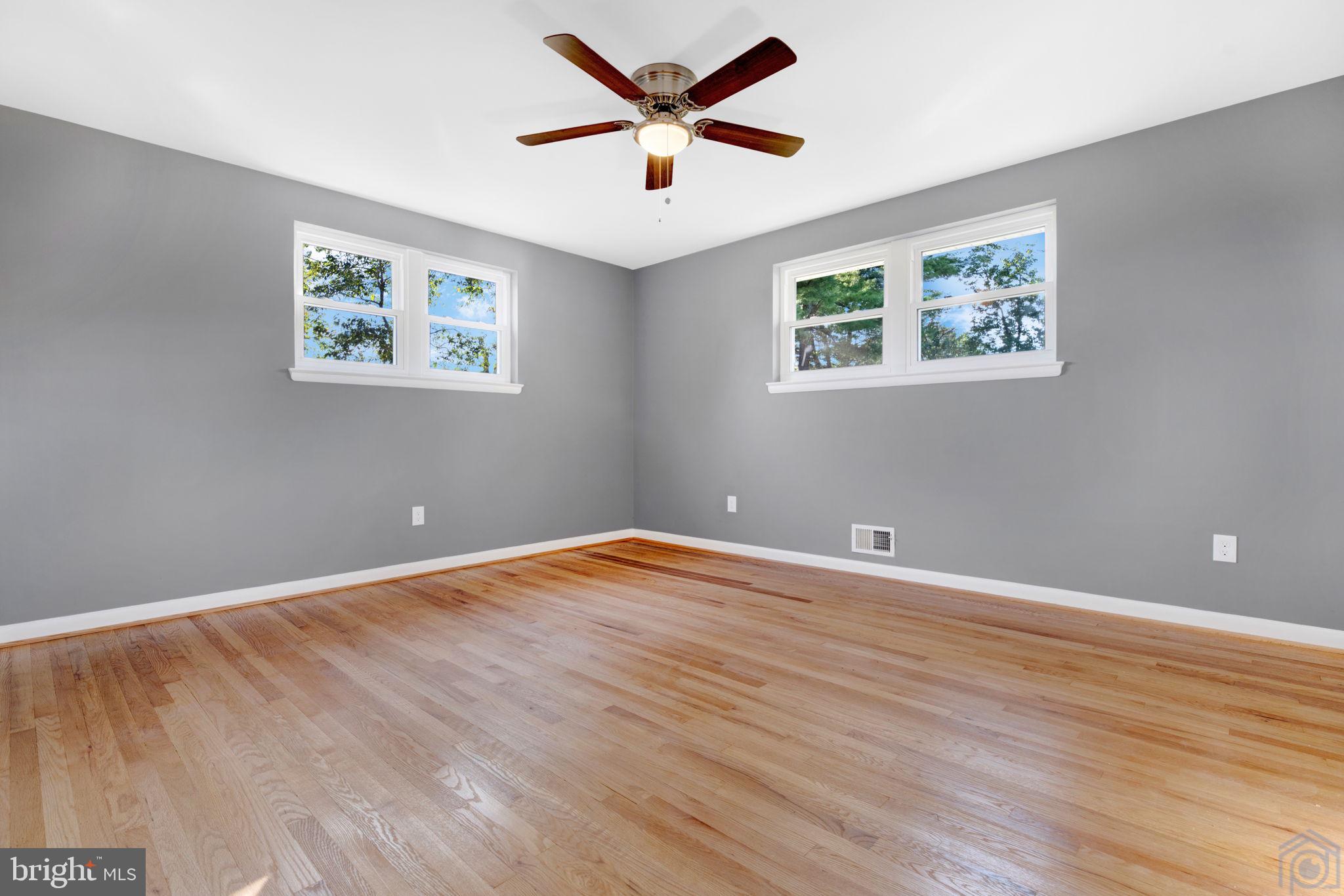 5604 DEVON COURT