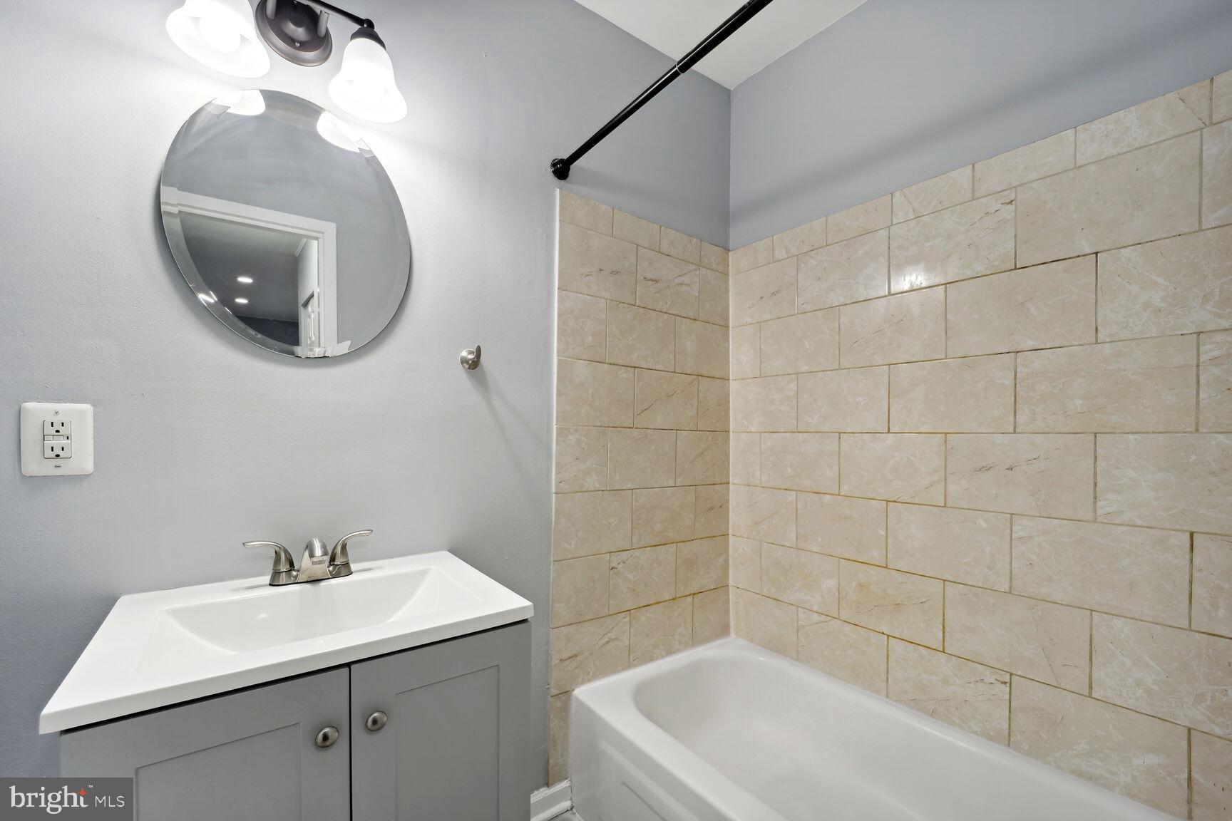 10114 CAMPUS WAY S 303-8C