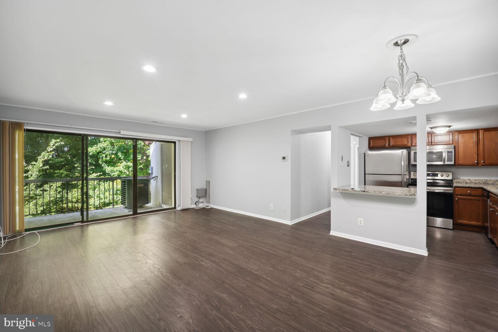 10114 CAMPUS WAY S 303-8C