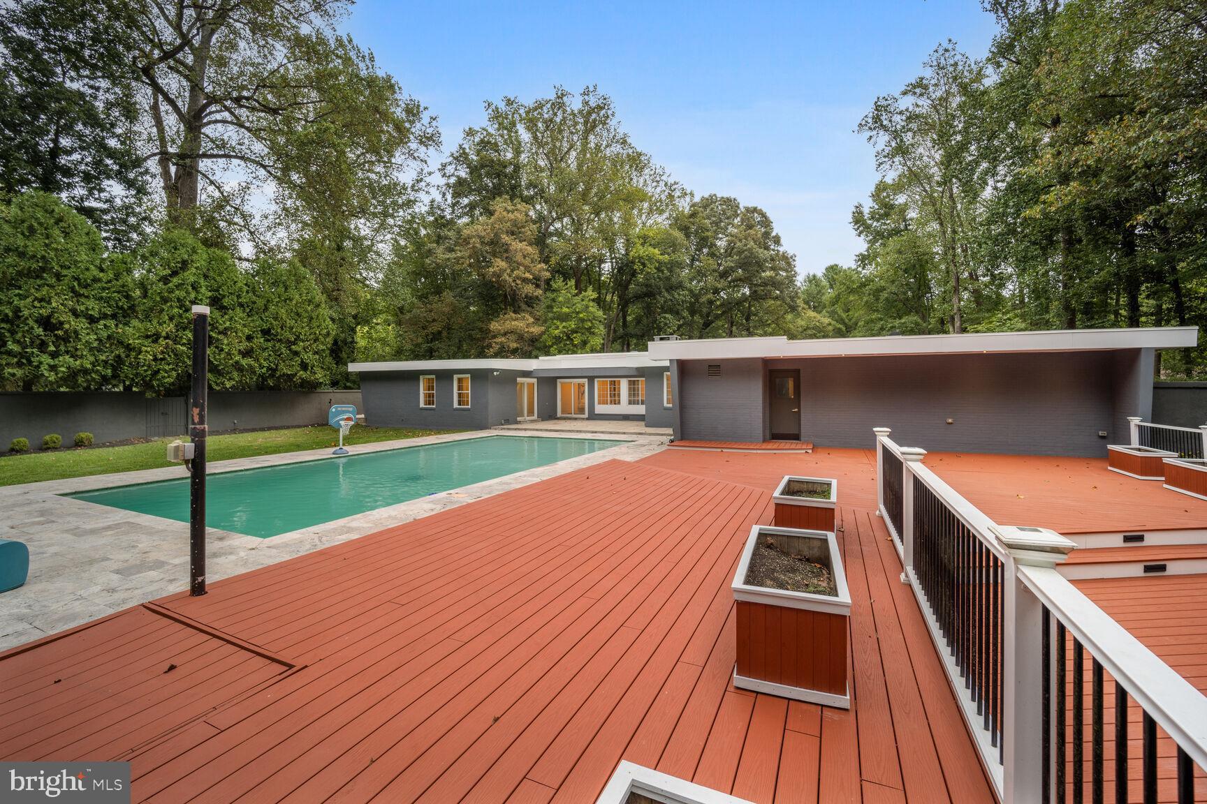 13001 FOREST DRIVE