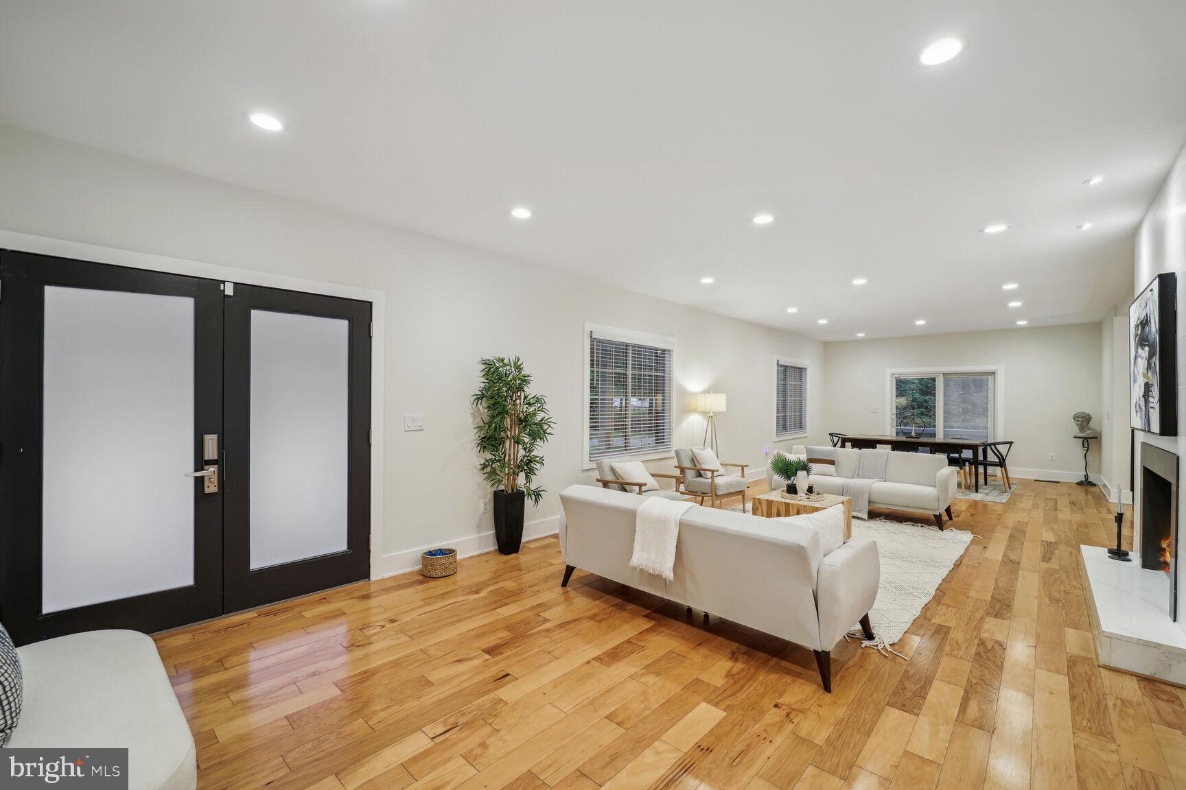 13001 FOREST DRIVE