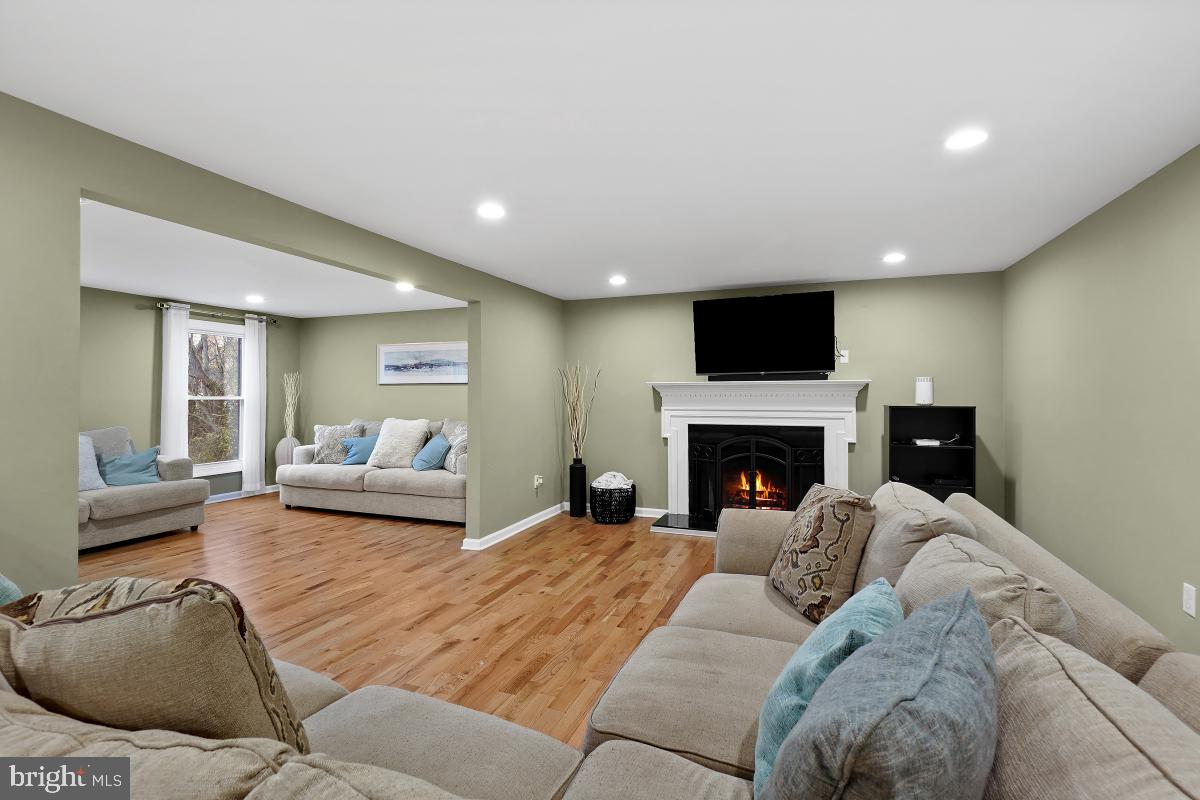 3405 WOODRIDGE COURT