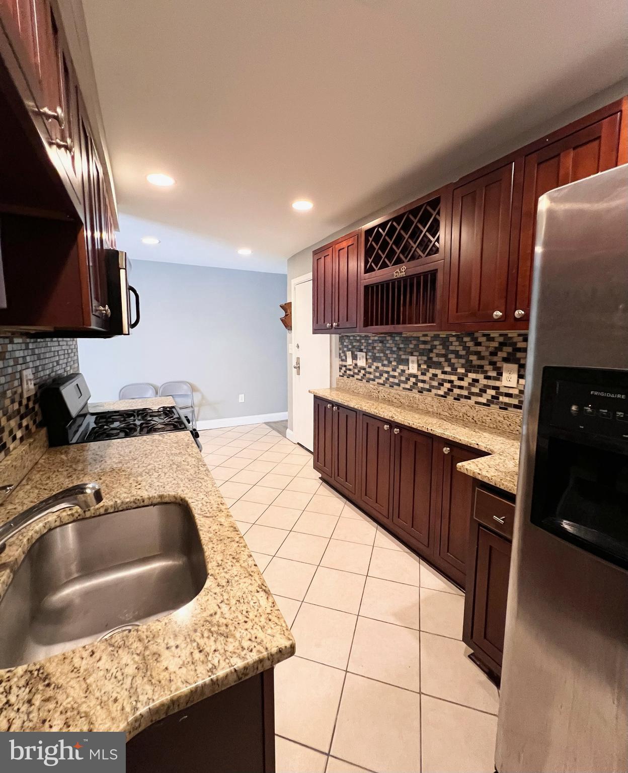 3011 SOUTHERN AVENUE T-1