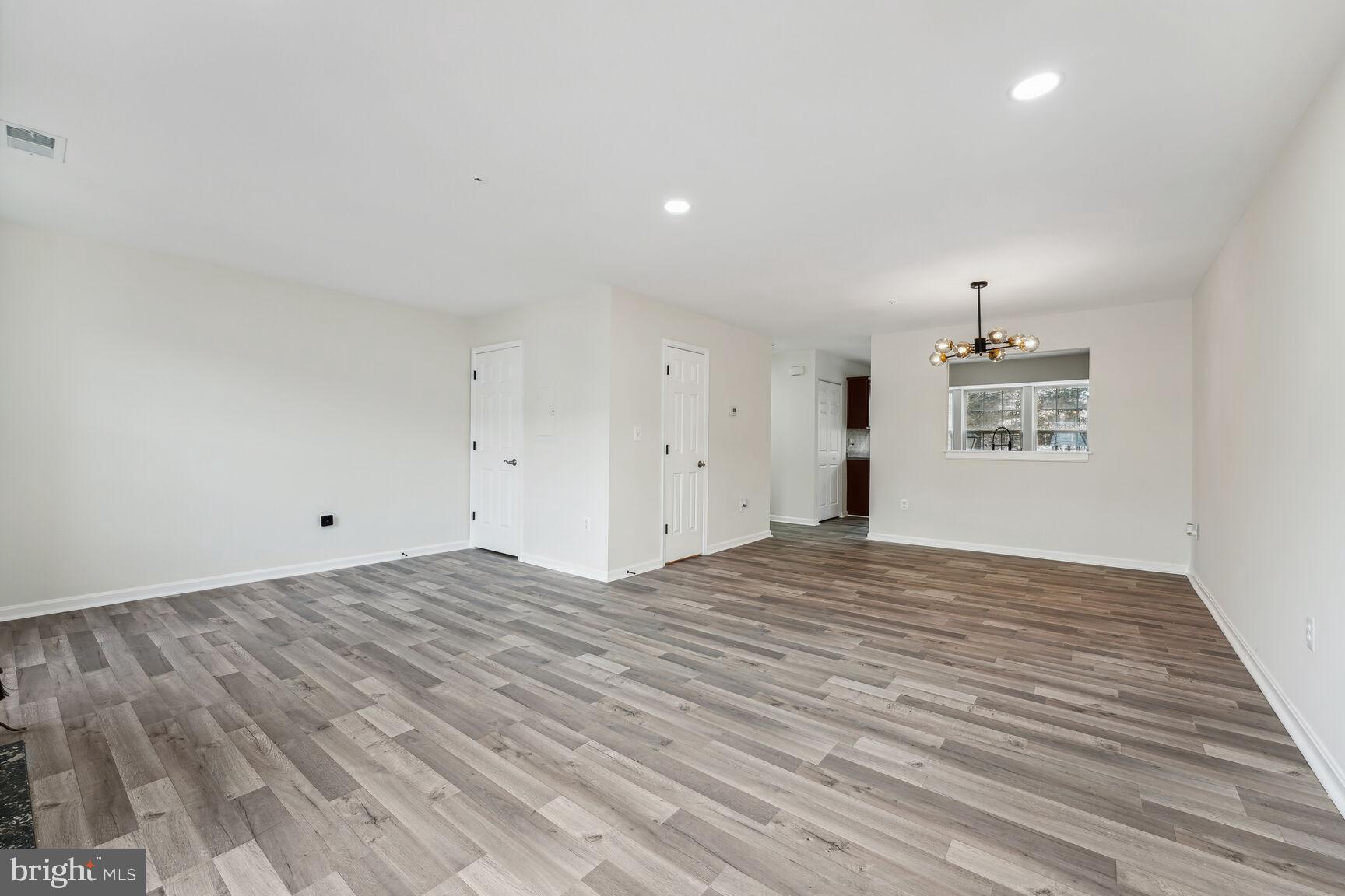 4242 APPLEGATE LANE 6
