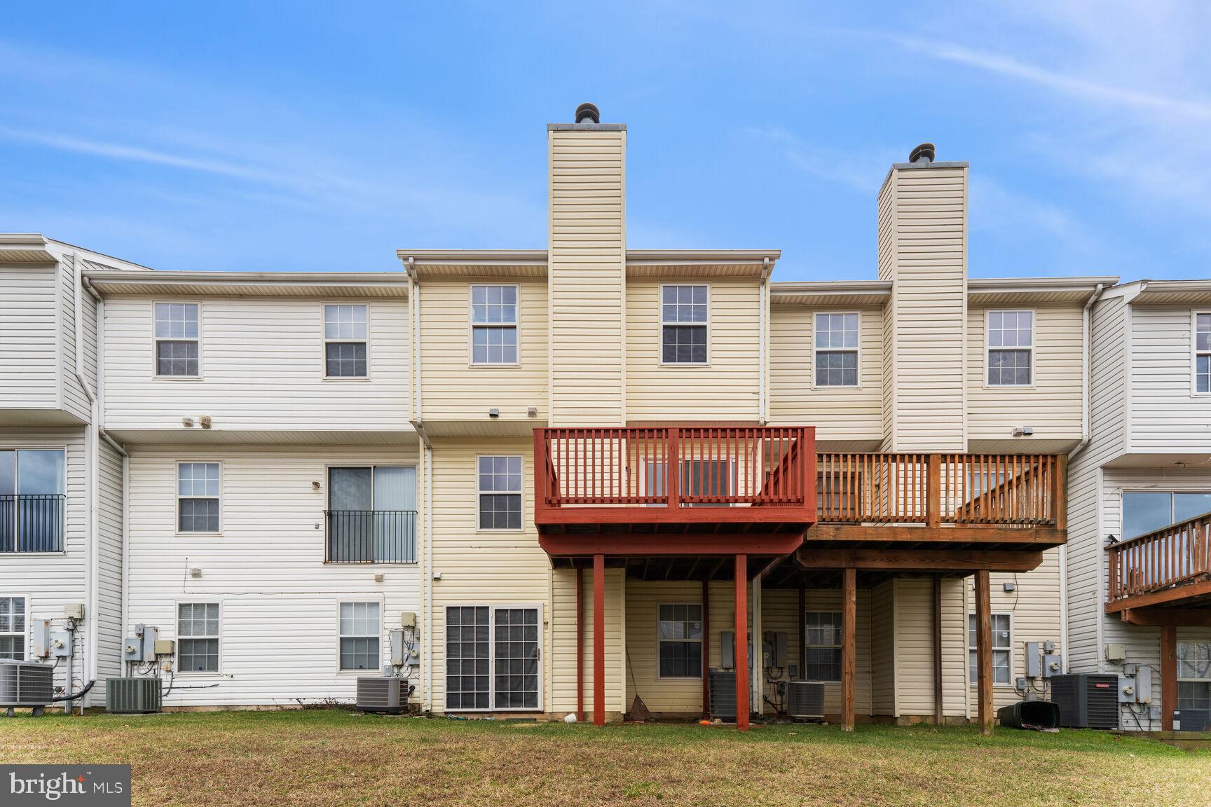 4242 APPLEGATE LANE 6