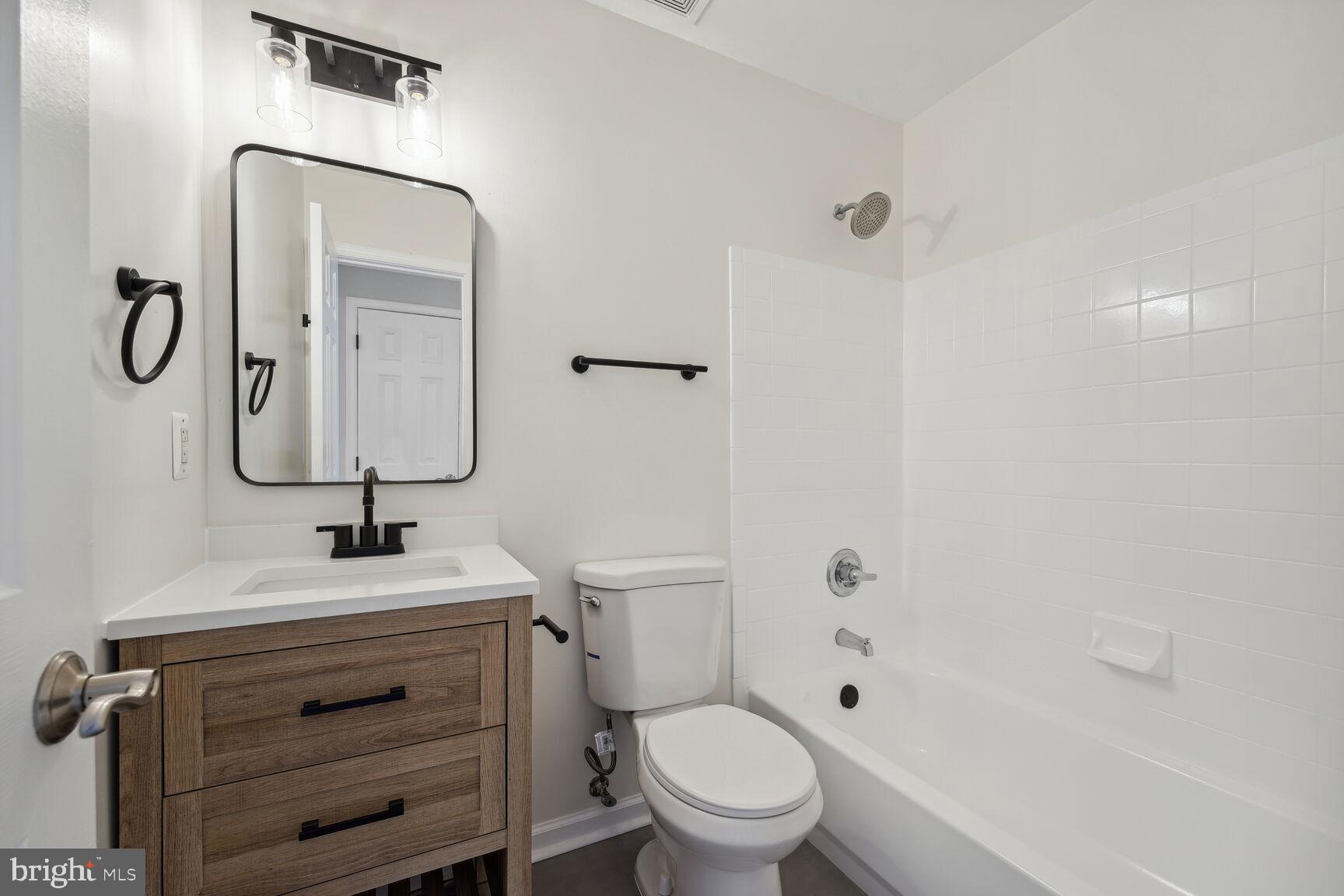 4242 APPLEGATE LANE 6