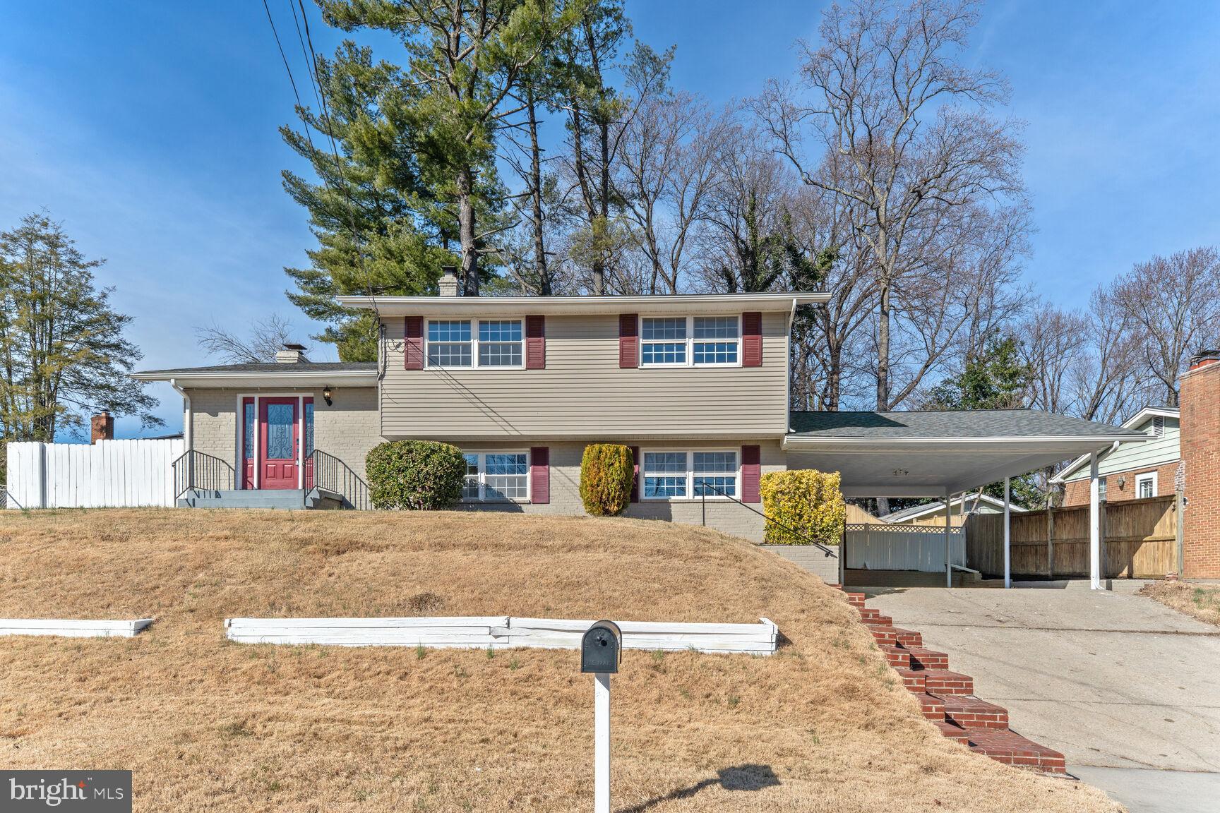 5404 CHESTERFIELD DRIVE