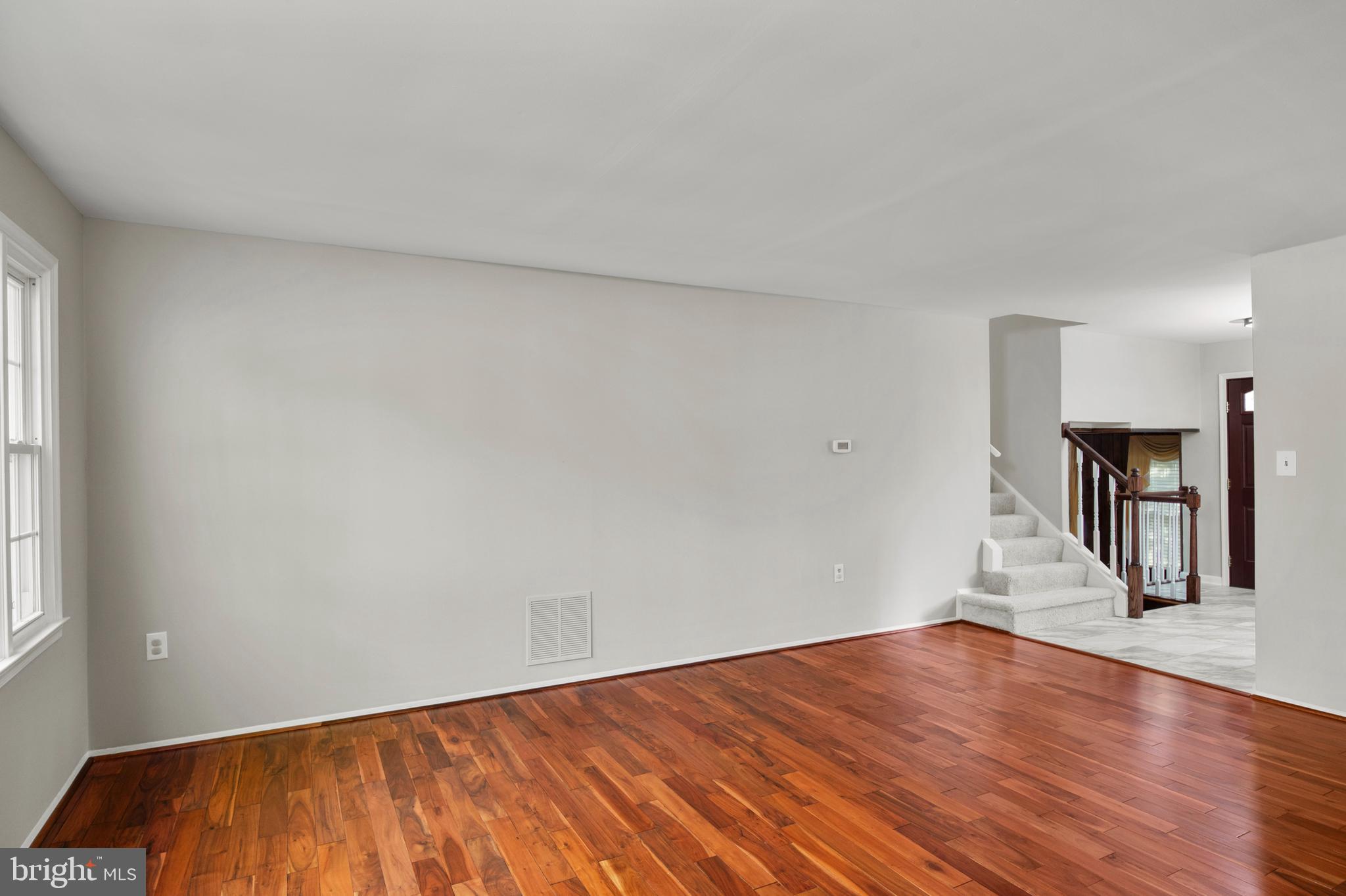 7013 WREN LANE
