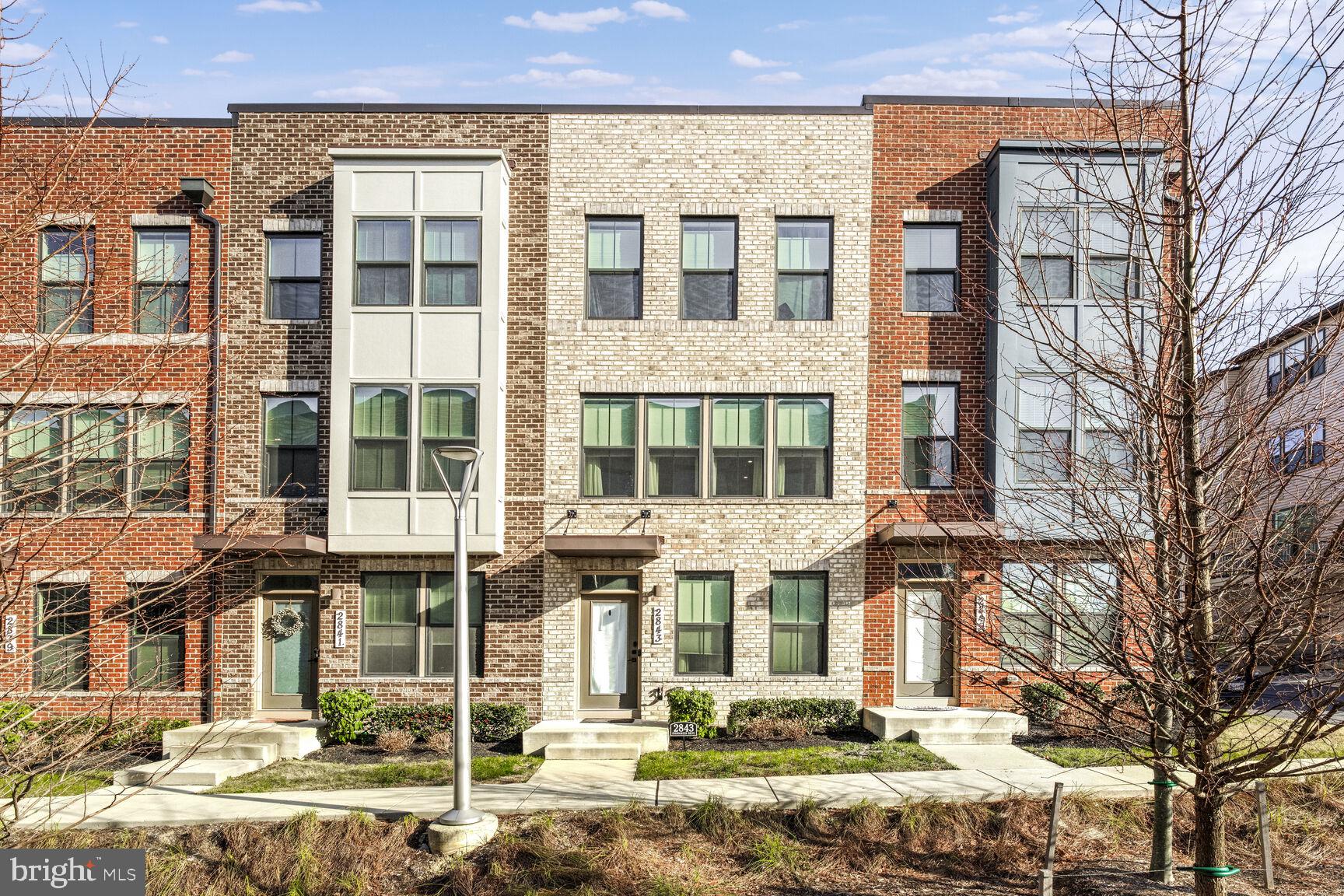 2843 EVANSGREEN DRIVE