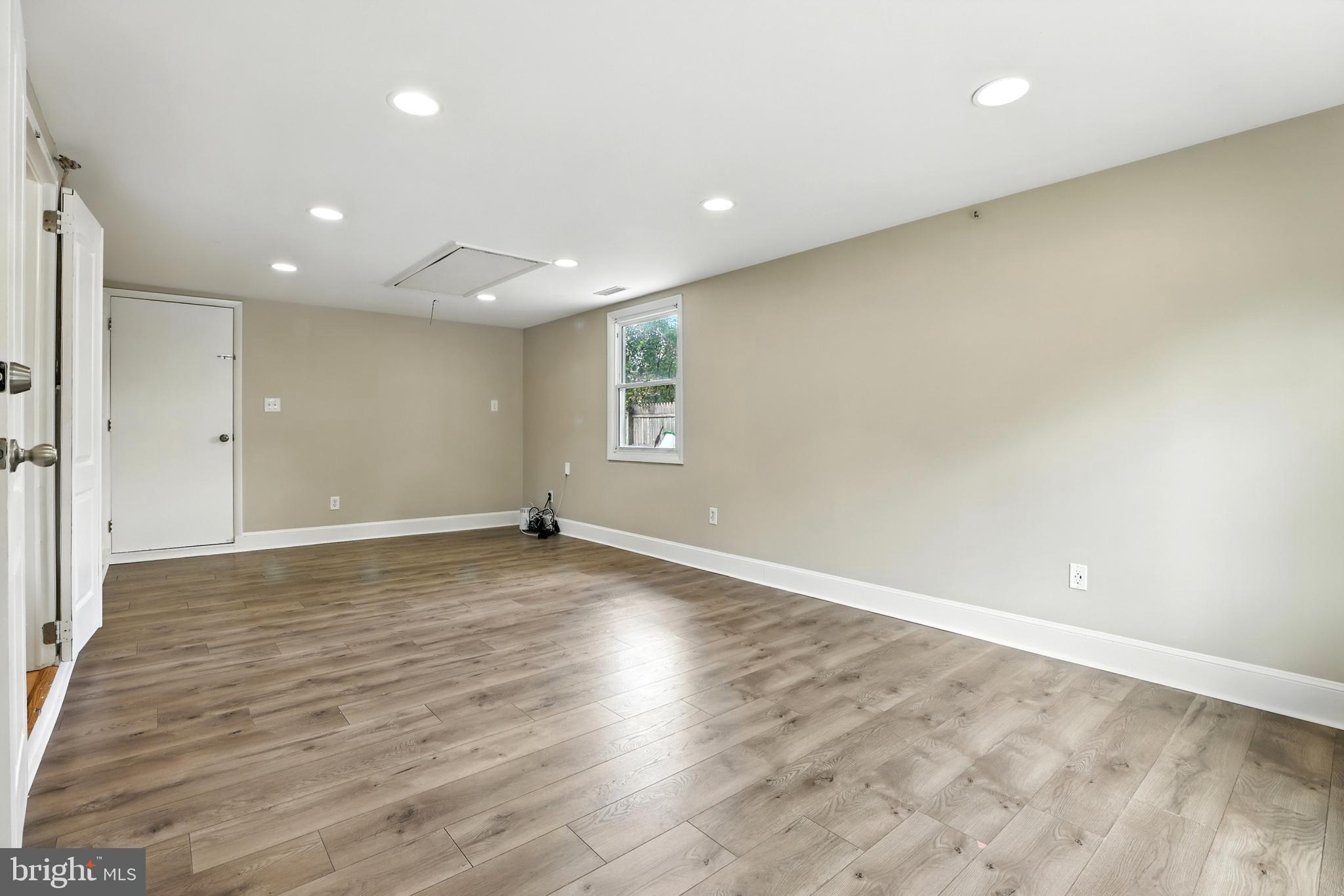 3502 MADONNA LANE