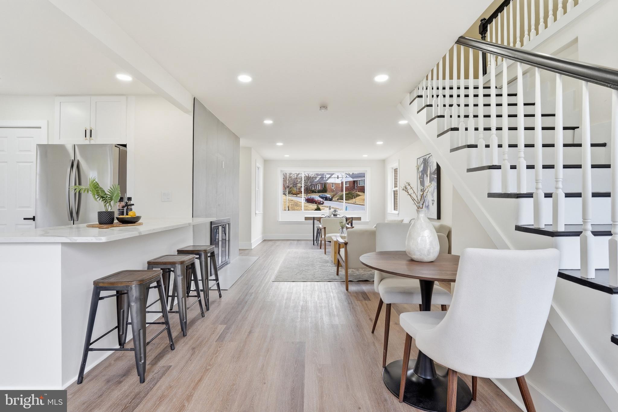 5621 HAWTHORNE STREET