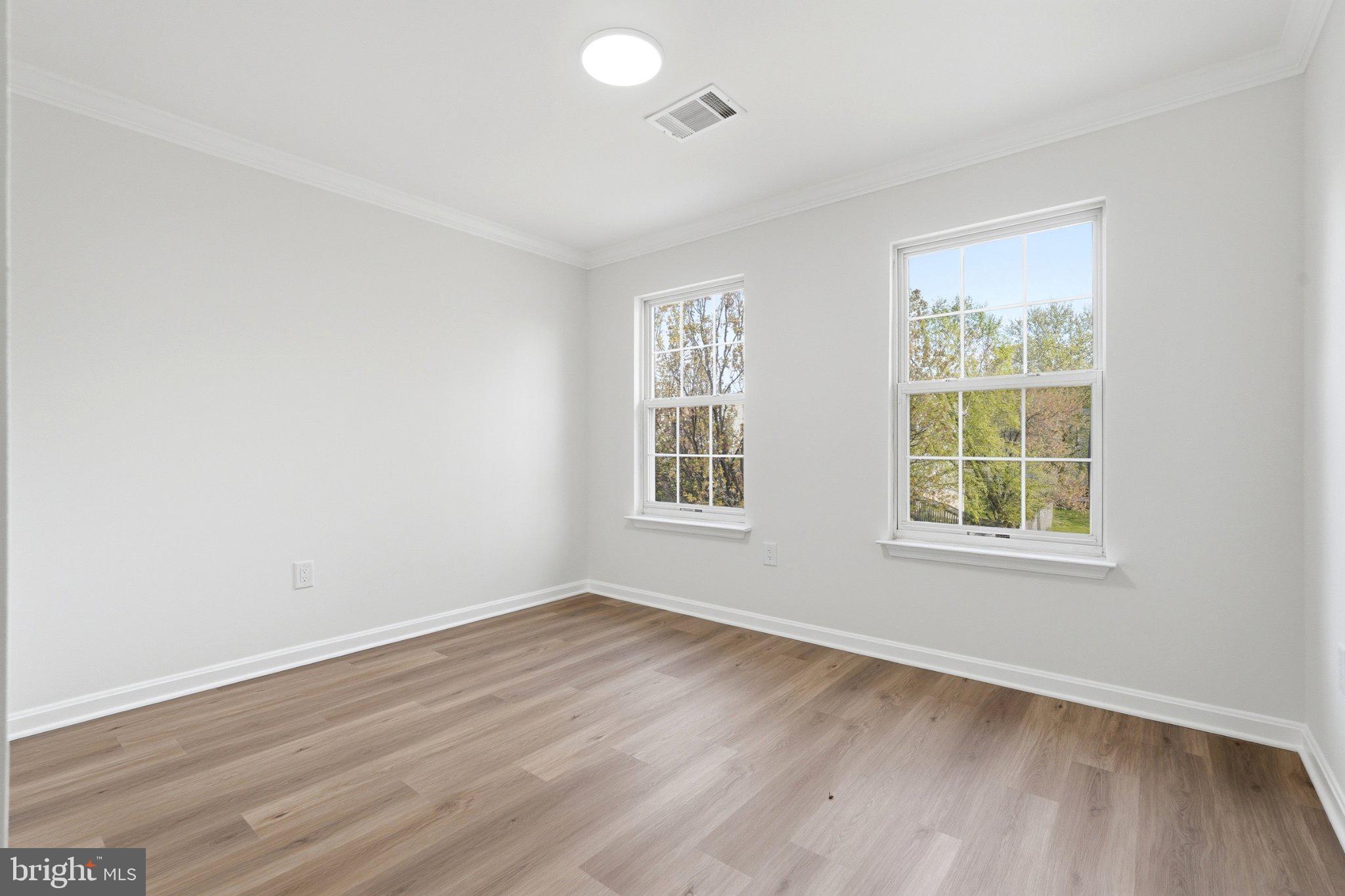 10503 BIRDIE LANE