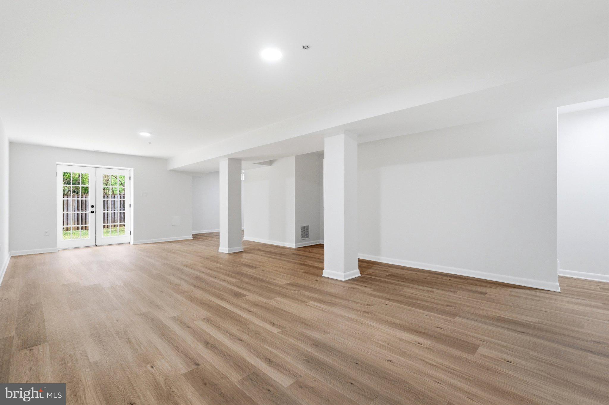 10503 BIRDIE LANE